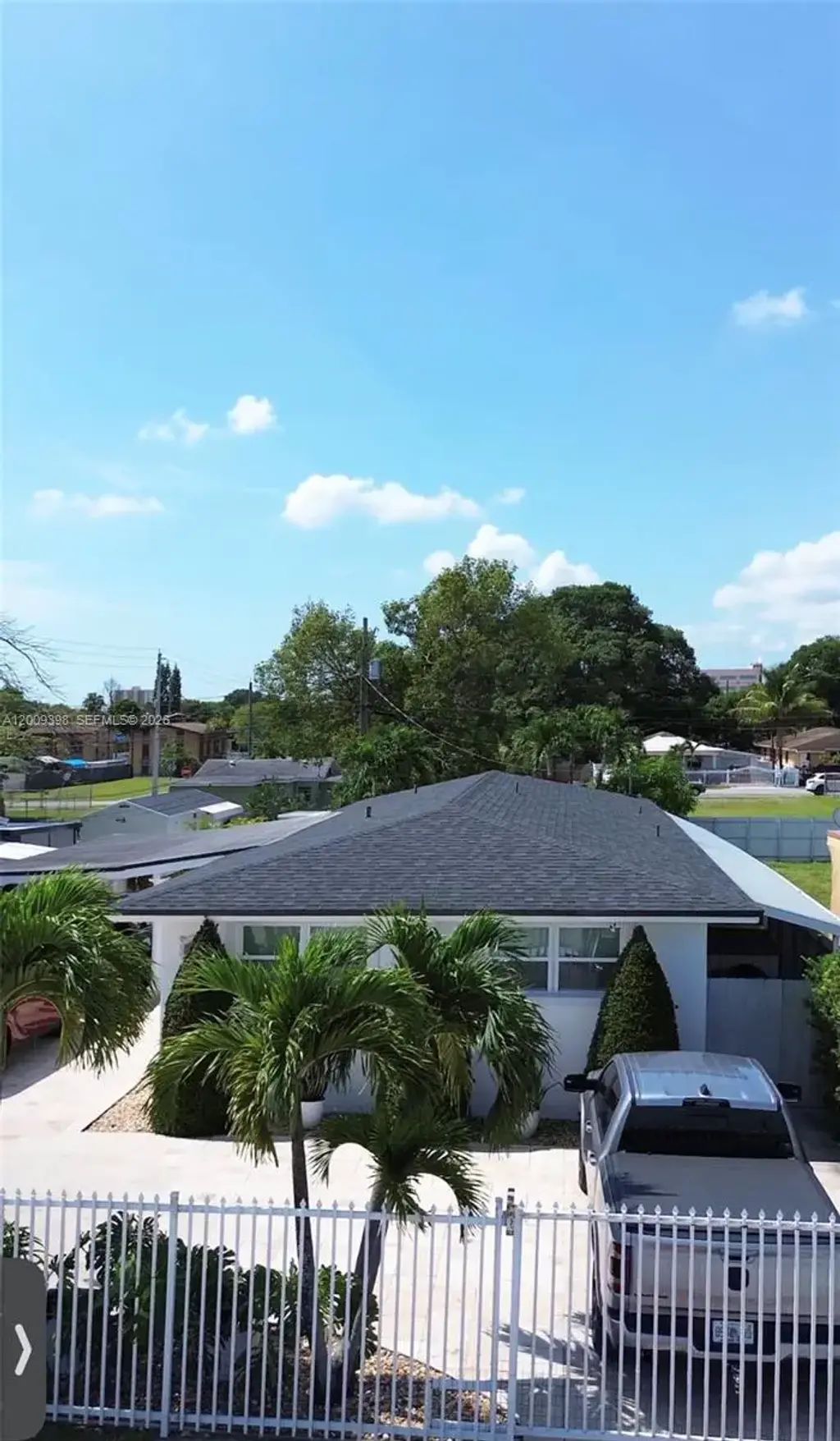 2512 Nw 68th St, Miami