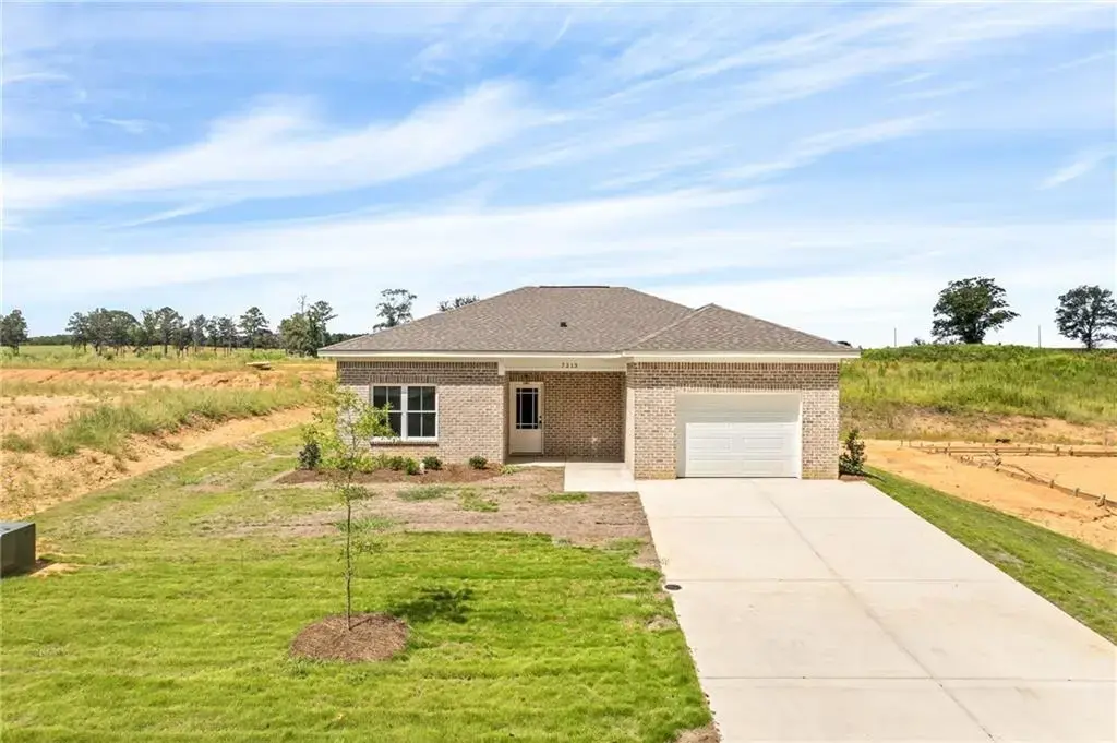 7213 King Road, Valley