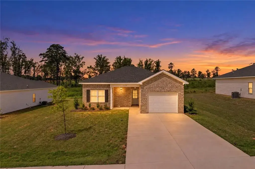 7175 King Road, Valley