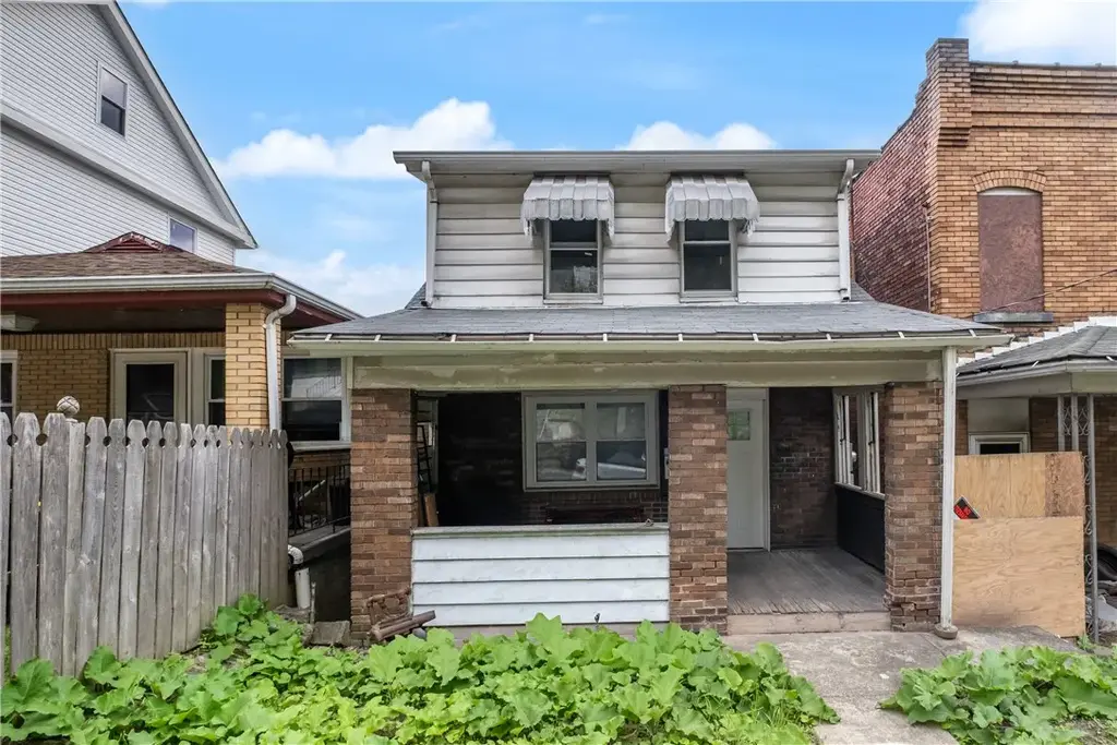 419 Woodward Avenue, McKees Rocks