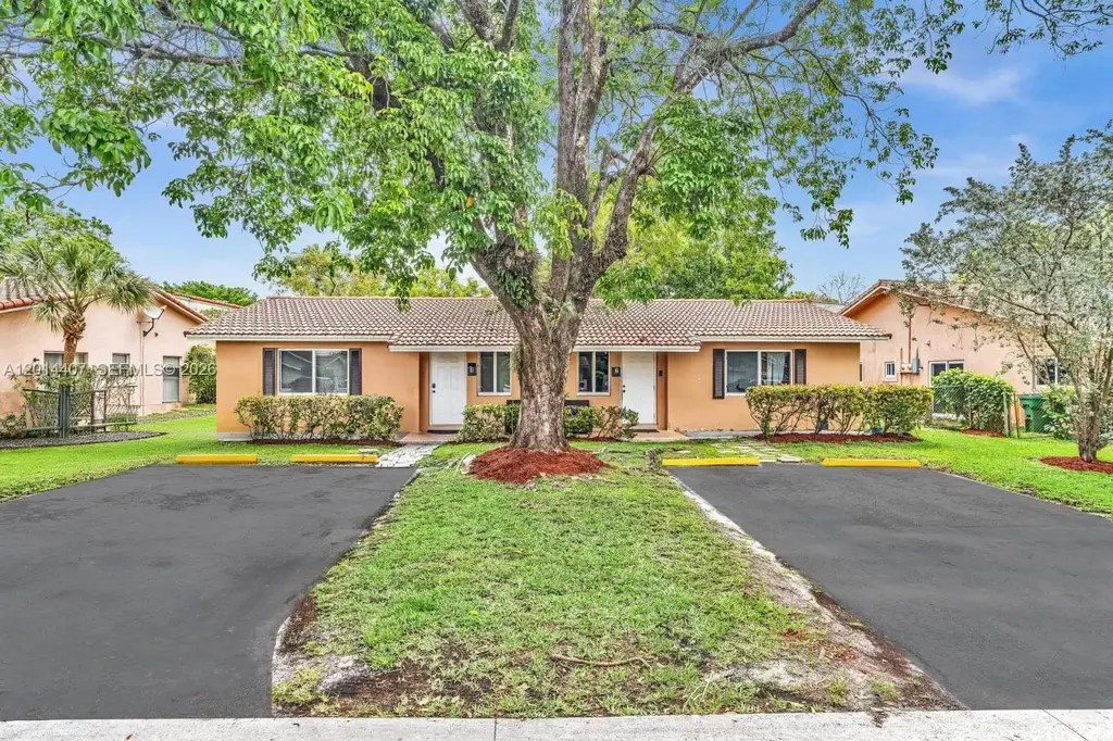 3691 Nw 78th Ln, Coral Springs