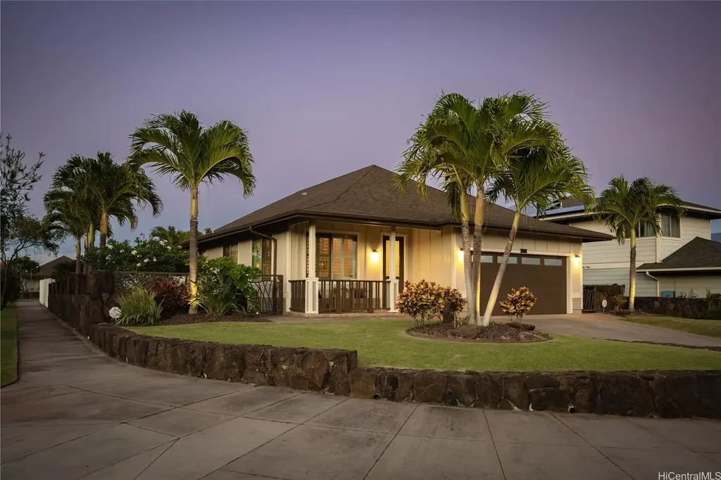 92-747 Kuhoho Street, Kapolei