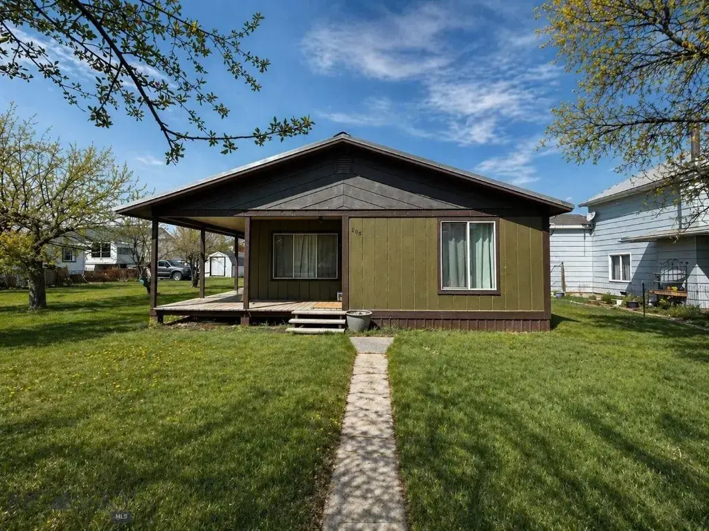 205 N Madison Street, Twin Bridges