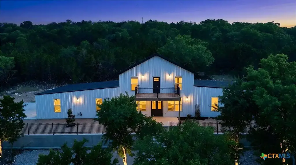 557 Lindorbet Road, Copperas Cove