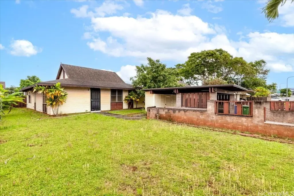 95-442 Kaawela Place, Mililani