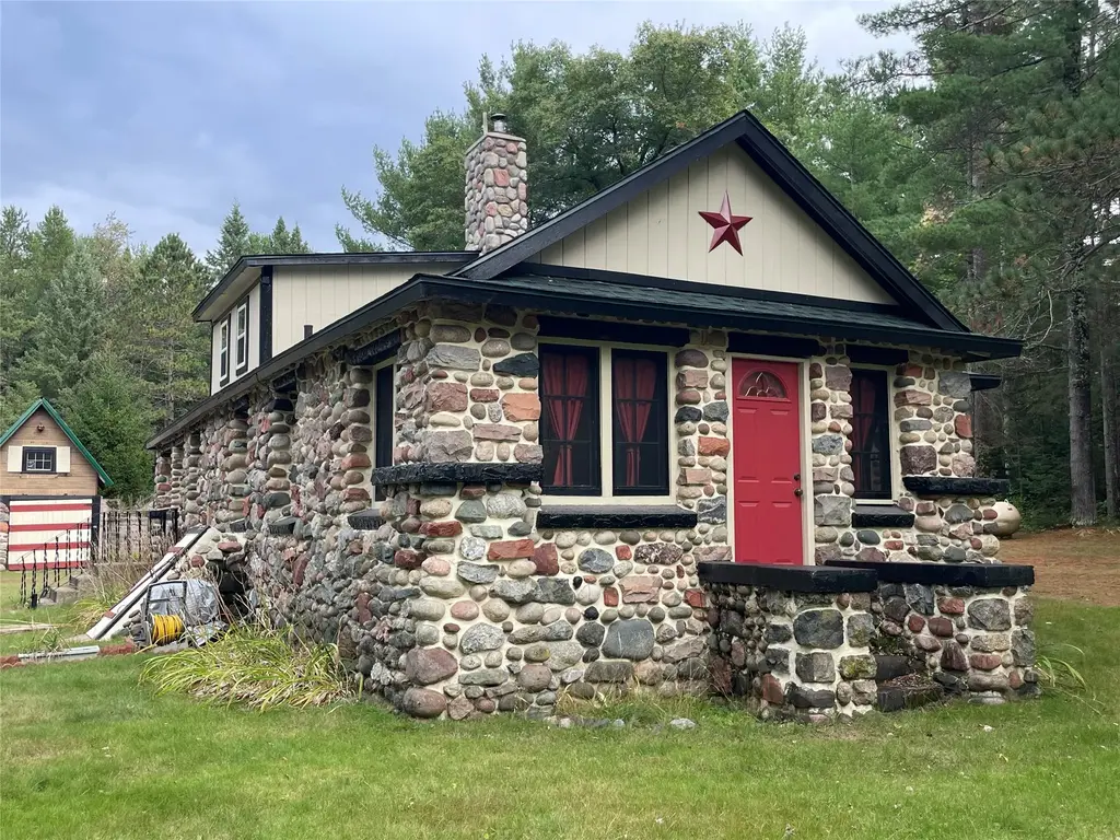 N8644 Lumbard Lane, Springbrook