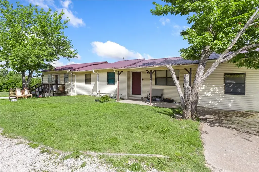 5917 N Hwy 7, Harrison