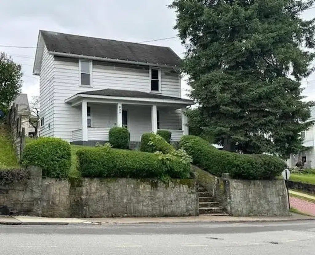 400 Morton Avenue, City of But SE
