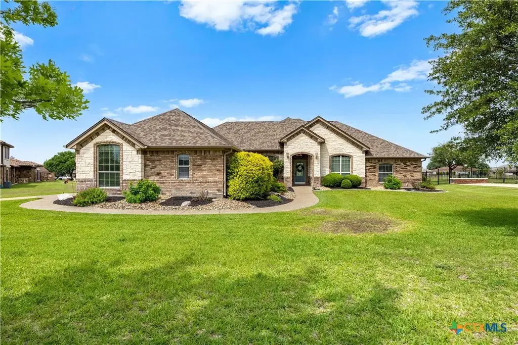 2725 Hester Way, Salado