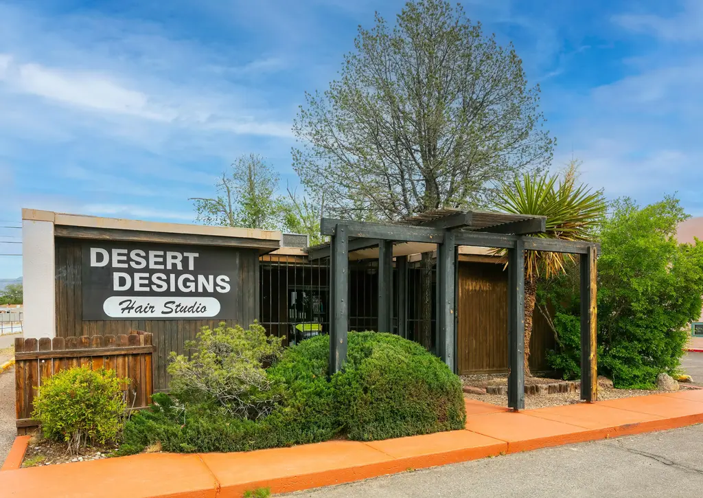 4008 Carlisle Boulevard Ne, Albuquerque