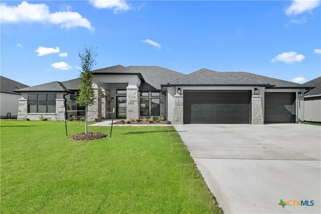 3070 Bella Vita Drive, Nolanville