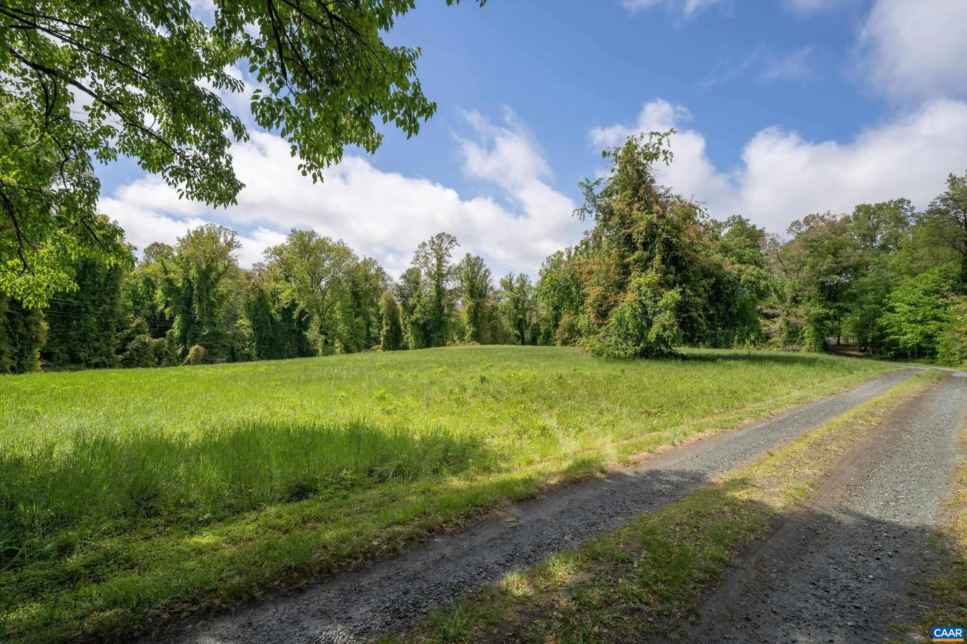 Gilbert Station Rd, Barboursville
