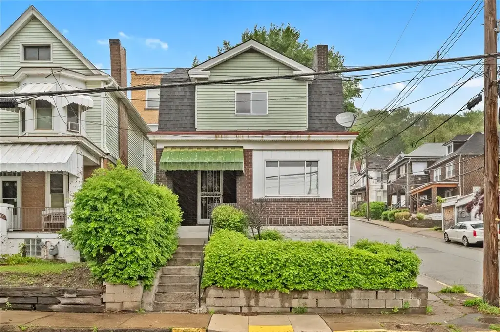 2419 Woodstock Avenue , Swissvale