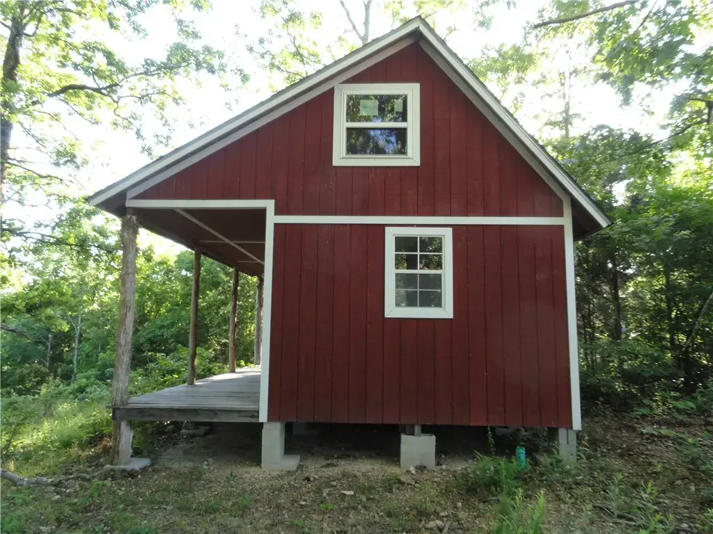 434 Fallen Tree Road, Marshall