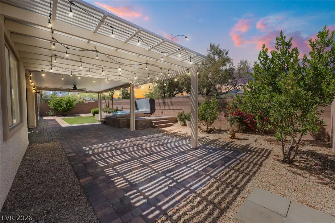 9772 Mosaic Canyon Court, Las Vegas