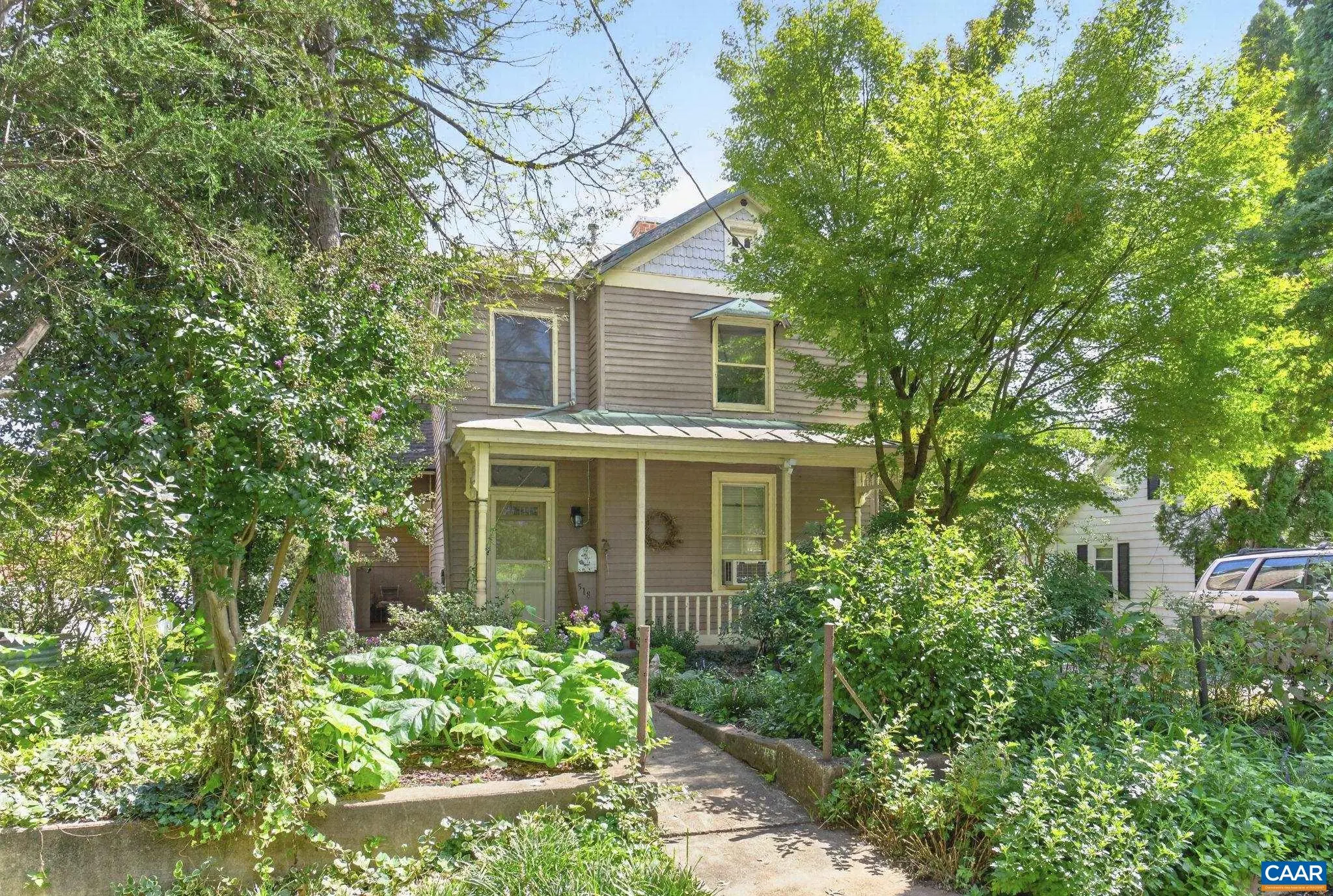 518 8th St Ne, Charlottesville