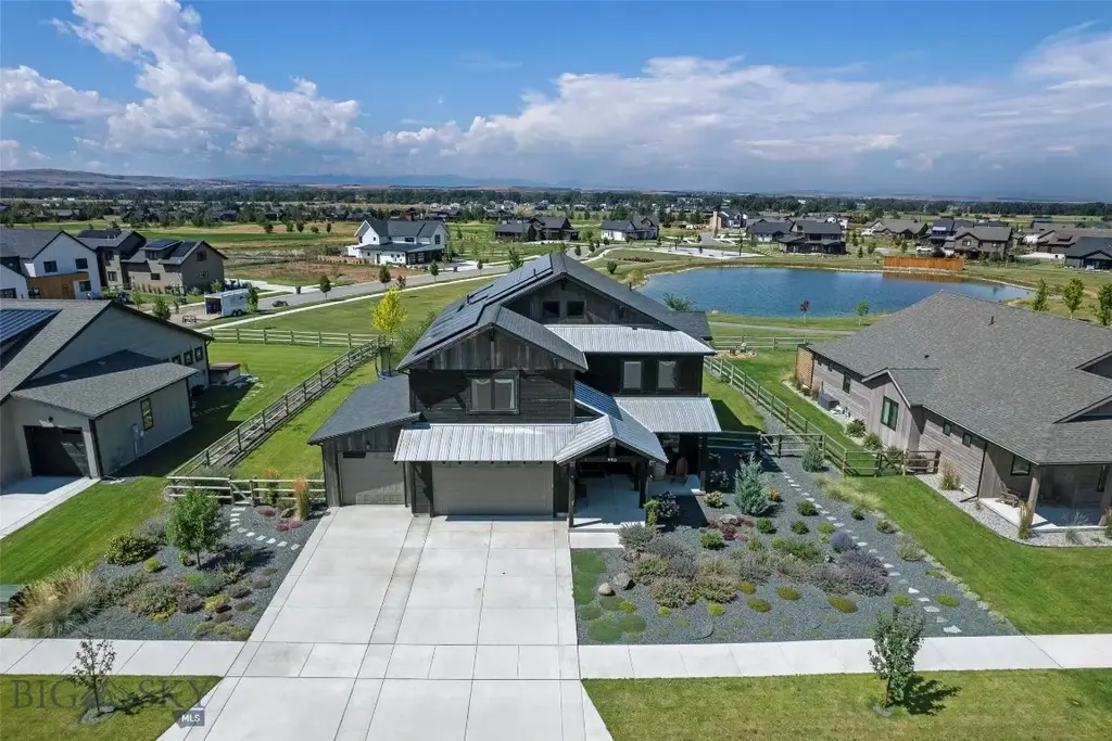 950 White Horse Loop, Bozeman