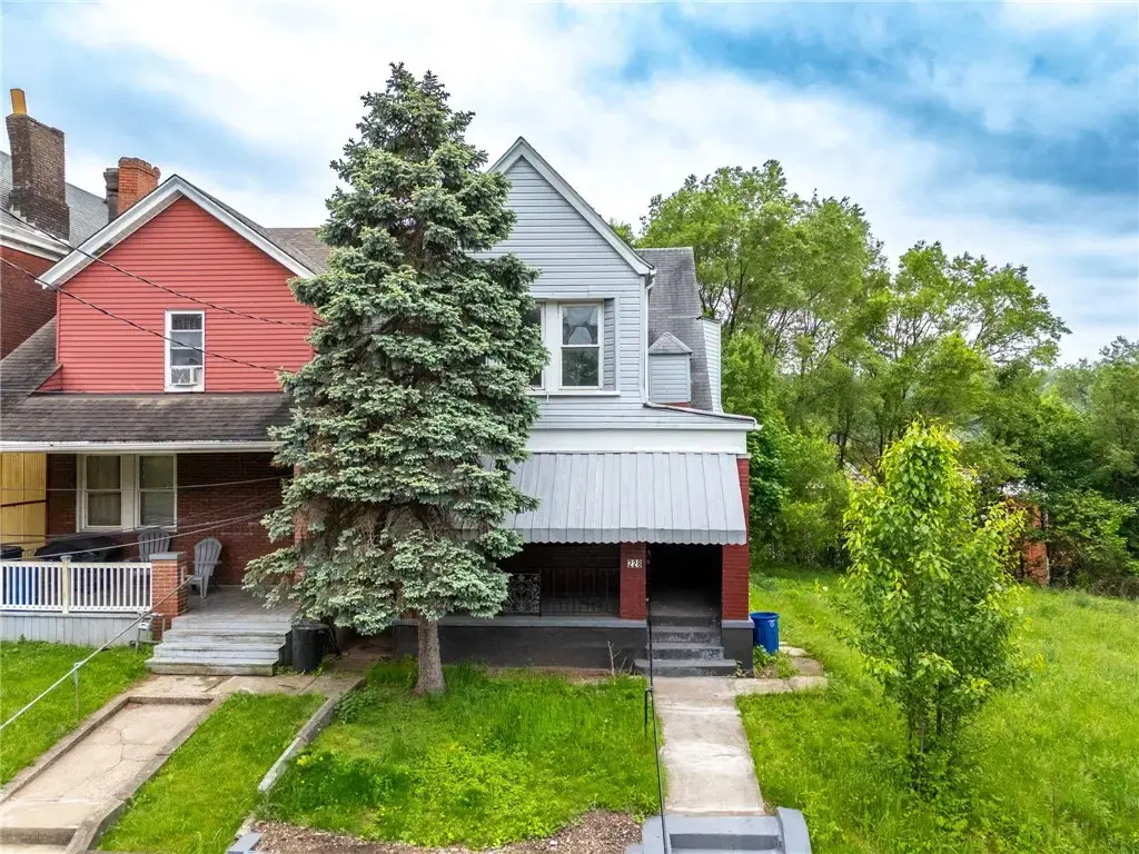 228 Winston, Hazelwood