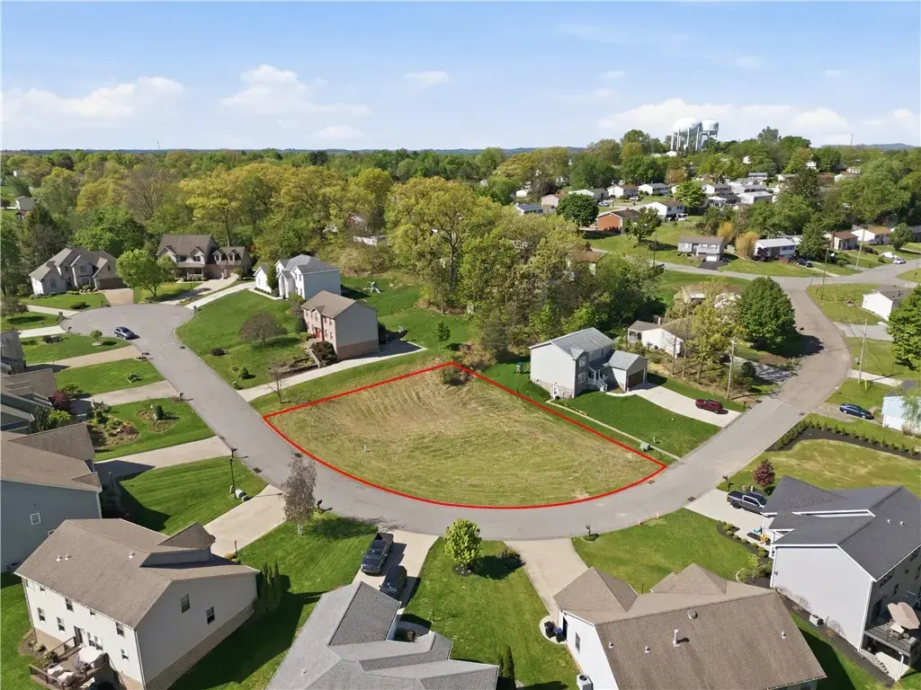 Heathcliffe Drive , Center
