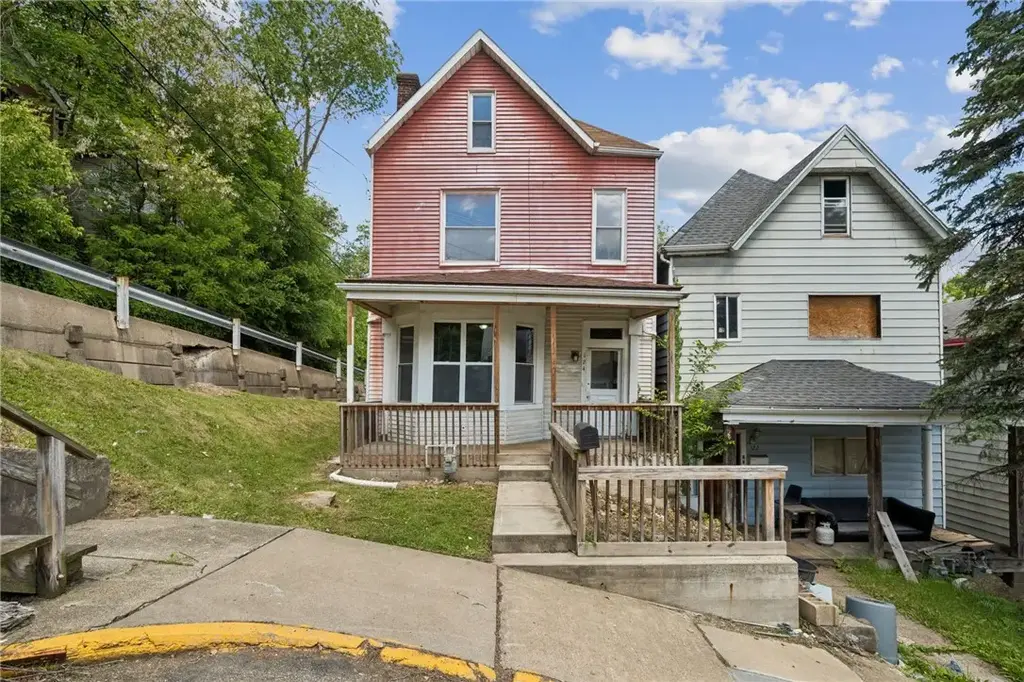 124 Cutler Street, McKees Rocks