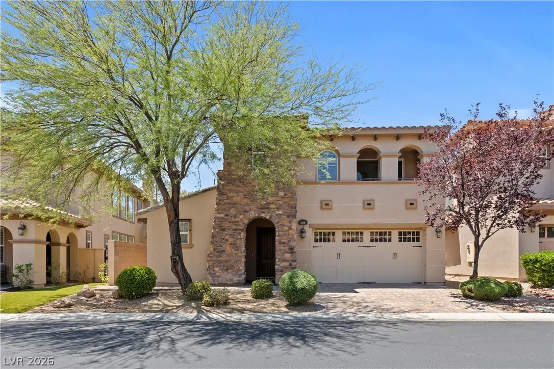 Photo of Listing #2780948