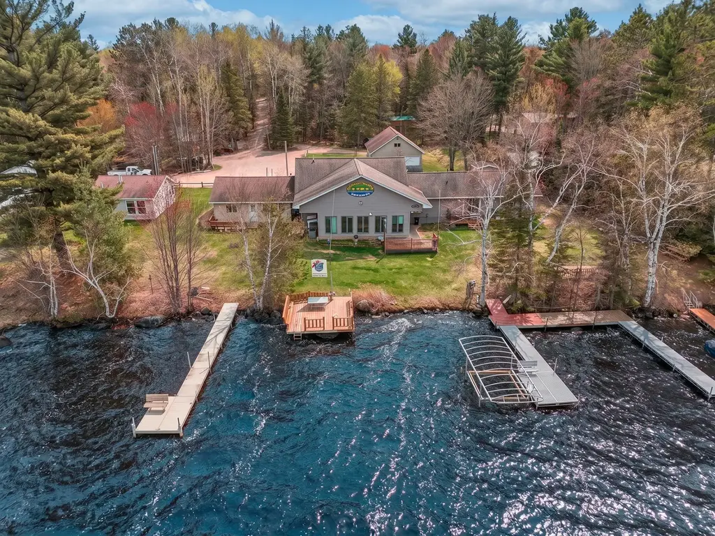 N10555 Solberg Lake Rd E, Phillips