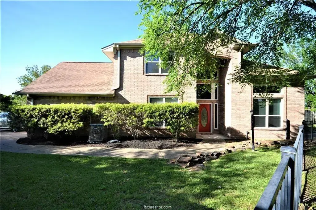315 Chimney Hill Drive, College Station