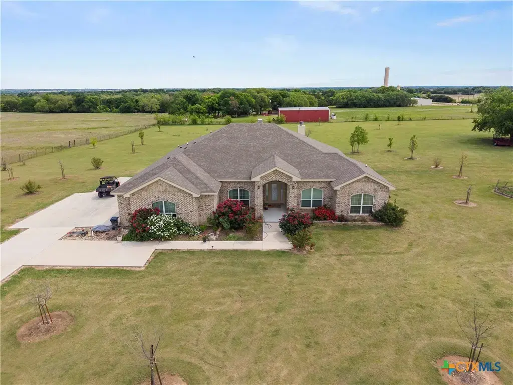 118 County Road 274, Gatesville