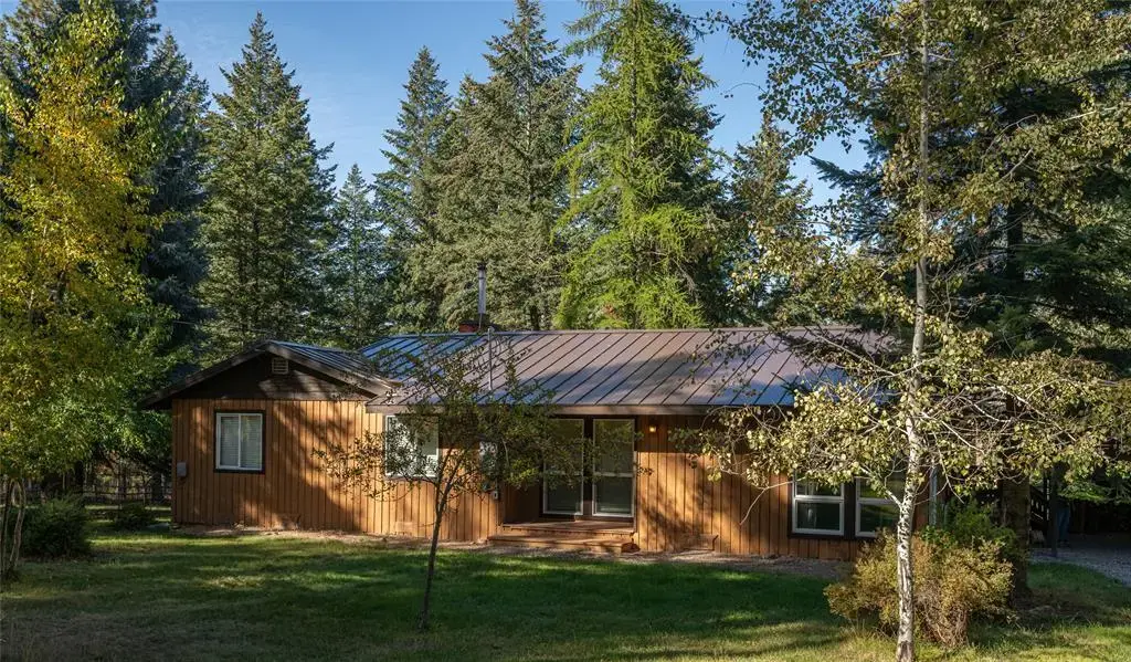 32686 Snyder Hill Lane, Ronan
