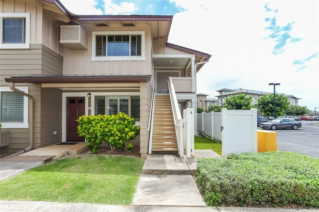 91-1025 Kamaaha Avenue # 705, Kapolei
