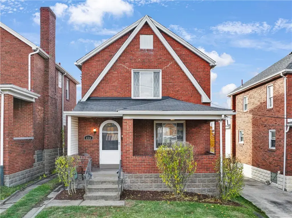 4314 Winterburn, Greenfield