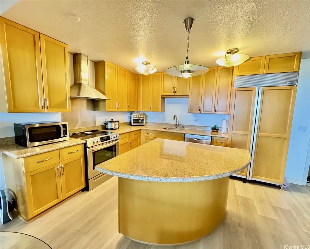 1288 Kapiolani Boulevard # I3306, Honolulu