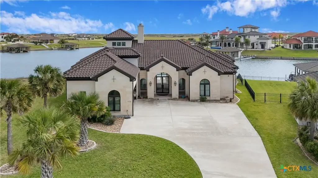 146 Chavez Way, Port O'Connor