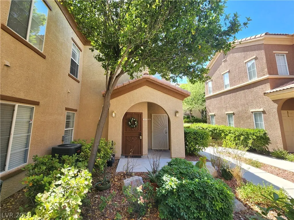 3815 Juno Beach Street 204, Las Vegas