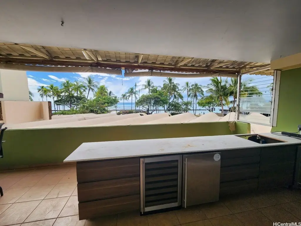 (unit #201) 2500 Kalakaua Avenue, Honolulu