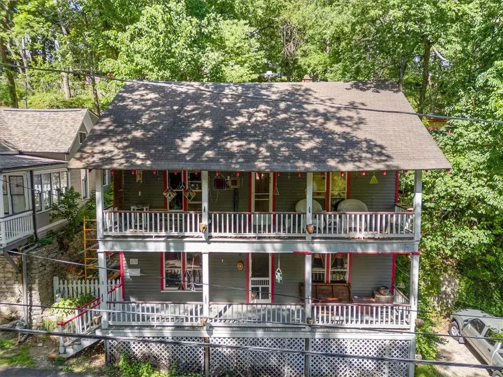 13 Pine Street, Eureka Springs