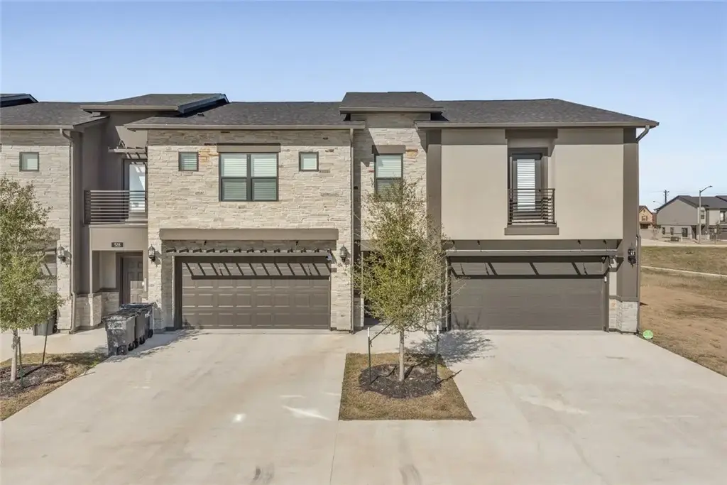 505 Momma Bear Drive, College Station