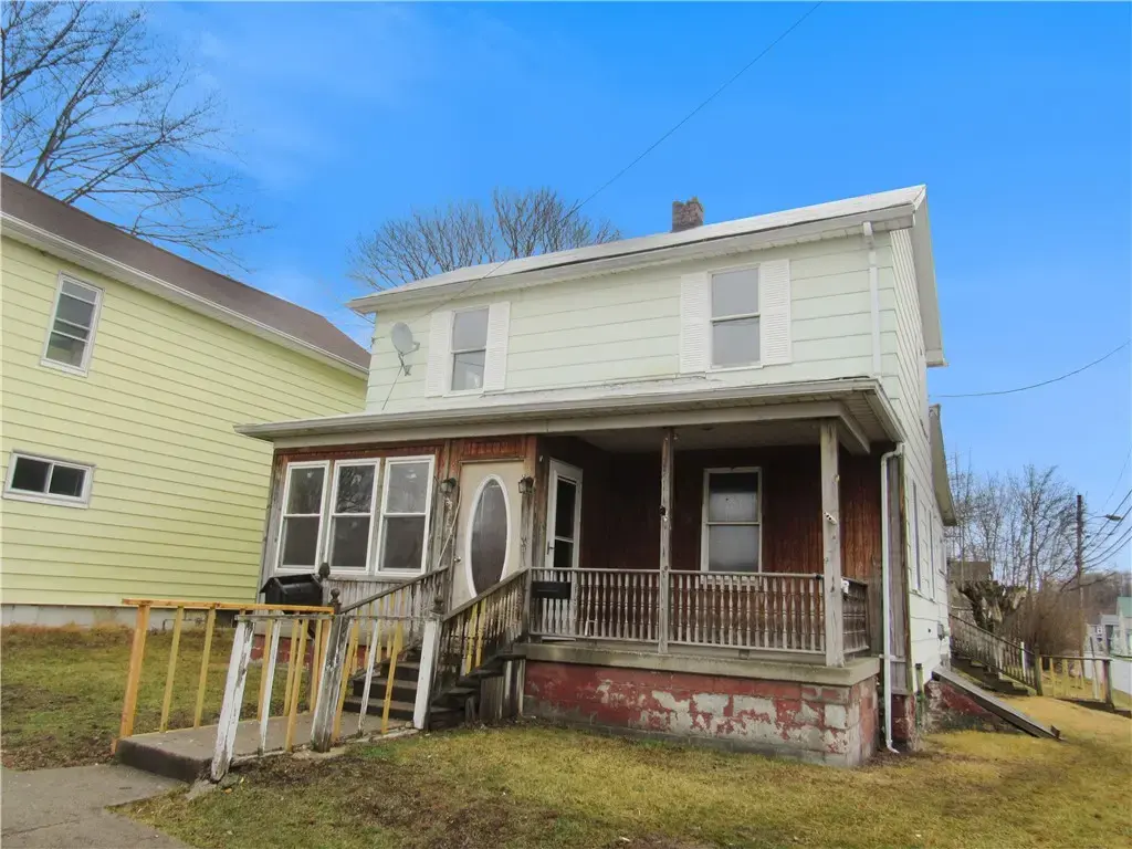 300 8th Street, Windber