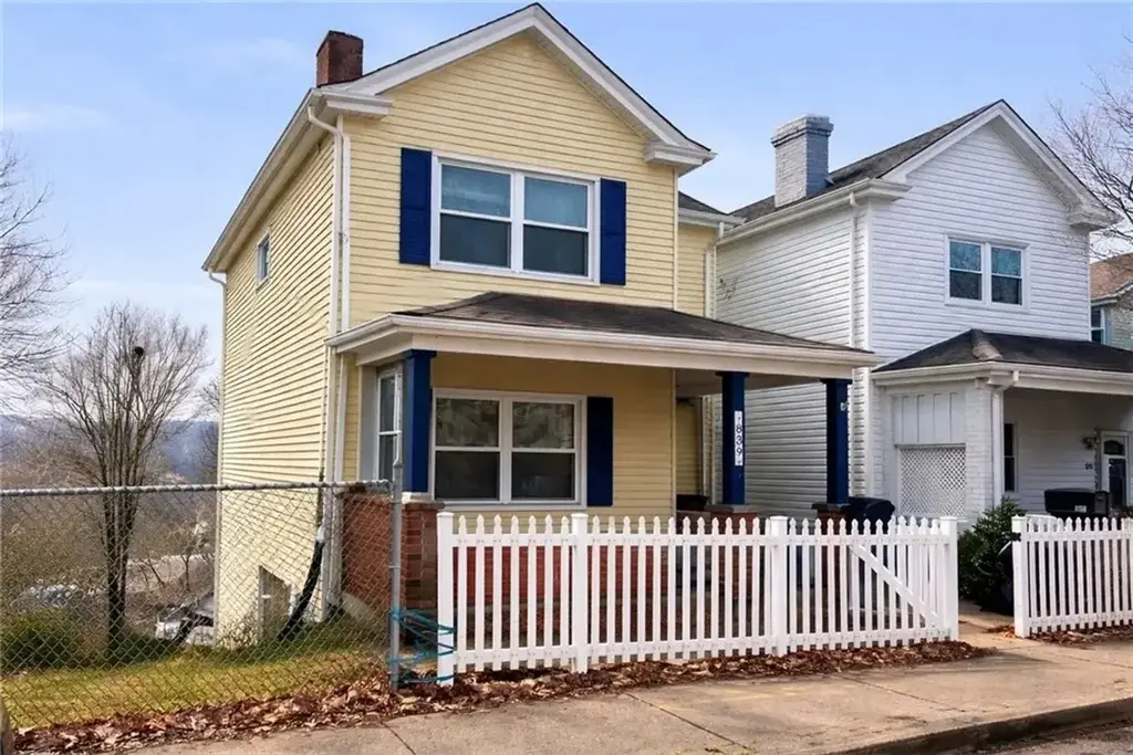 839 Railroad Street , McKees Rocks