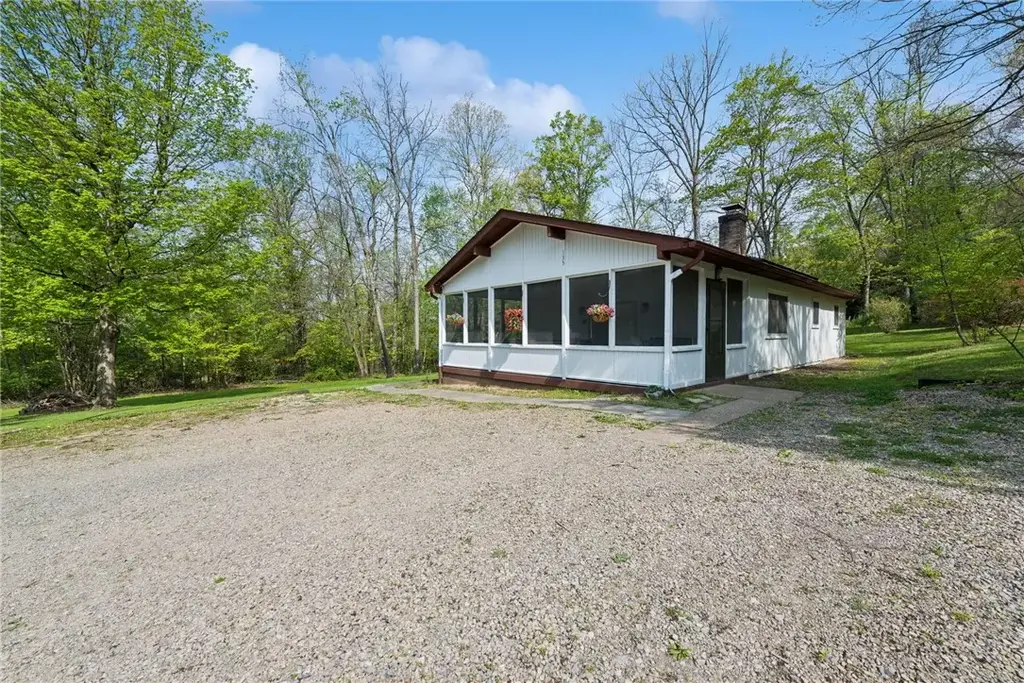 135 Tanager Drive, New Alexandria