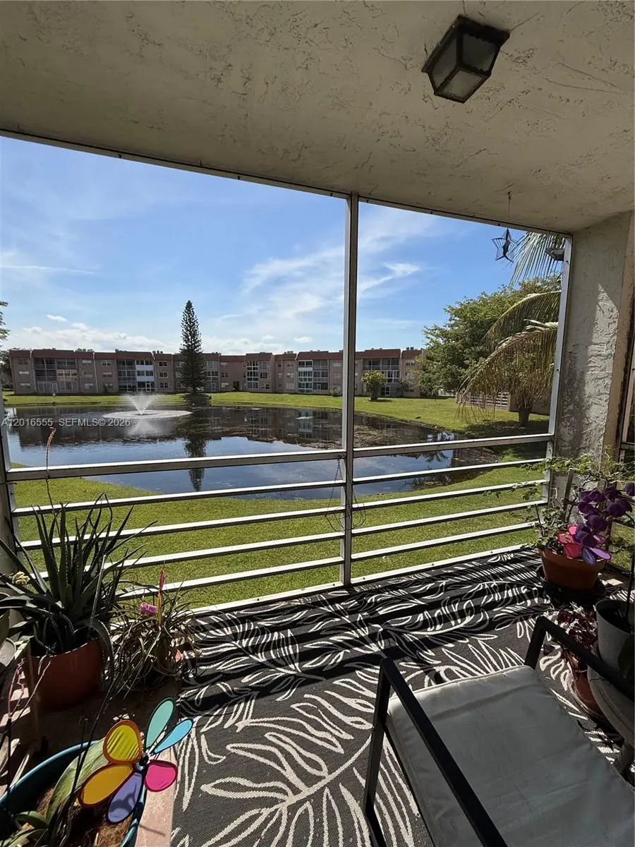 4 of 4 - 9800 Sunrise Lakes Boulevard #202, Sunrise, FL
