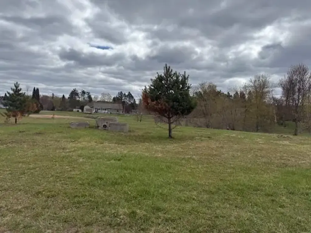 Lot 18 Pineview St, Crandon