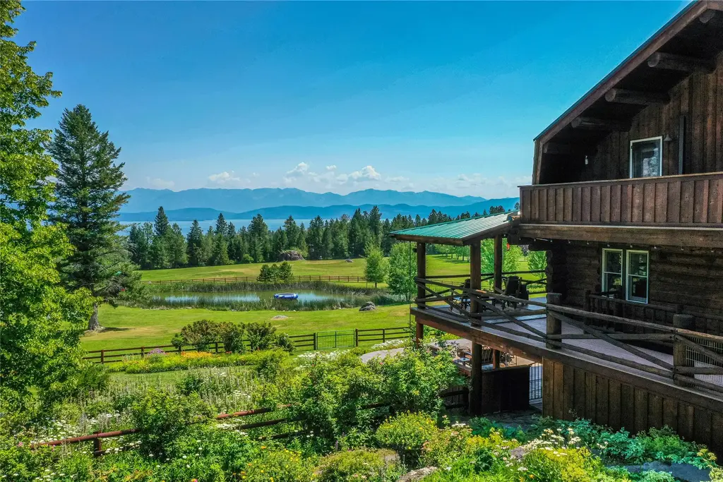 420 Deer Creek Road, Lakeside