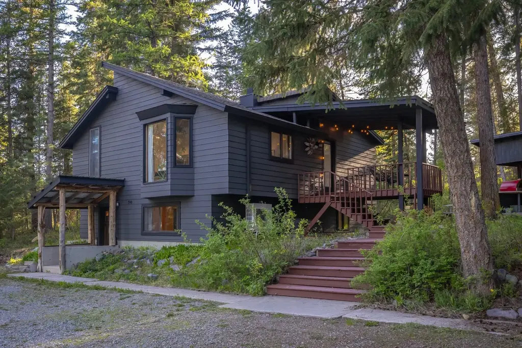 390 Beaver Lake Road, Whitefish