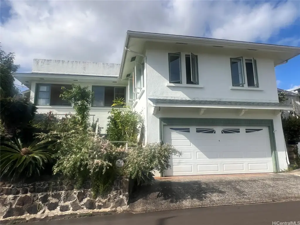 1245b Alewa Drive, Honolulu