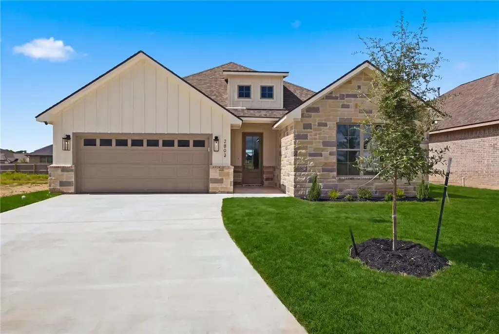 2803 Captain Drive, Bryan