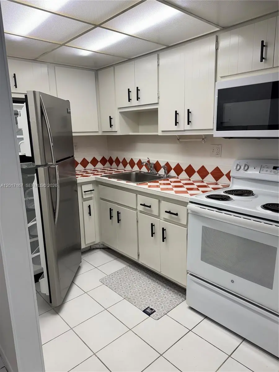 4 of 14 - 1470 Ne 125th Terrace #205, North Miami, FL