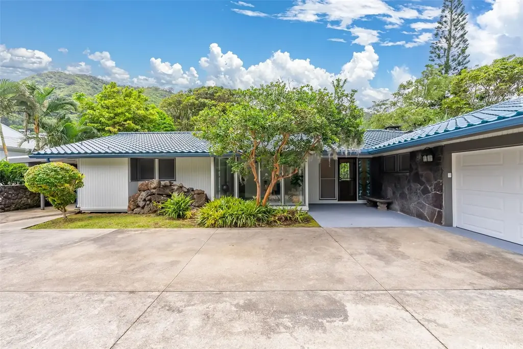 3621 Nuuanu Pali Drive, Honolulu