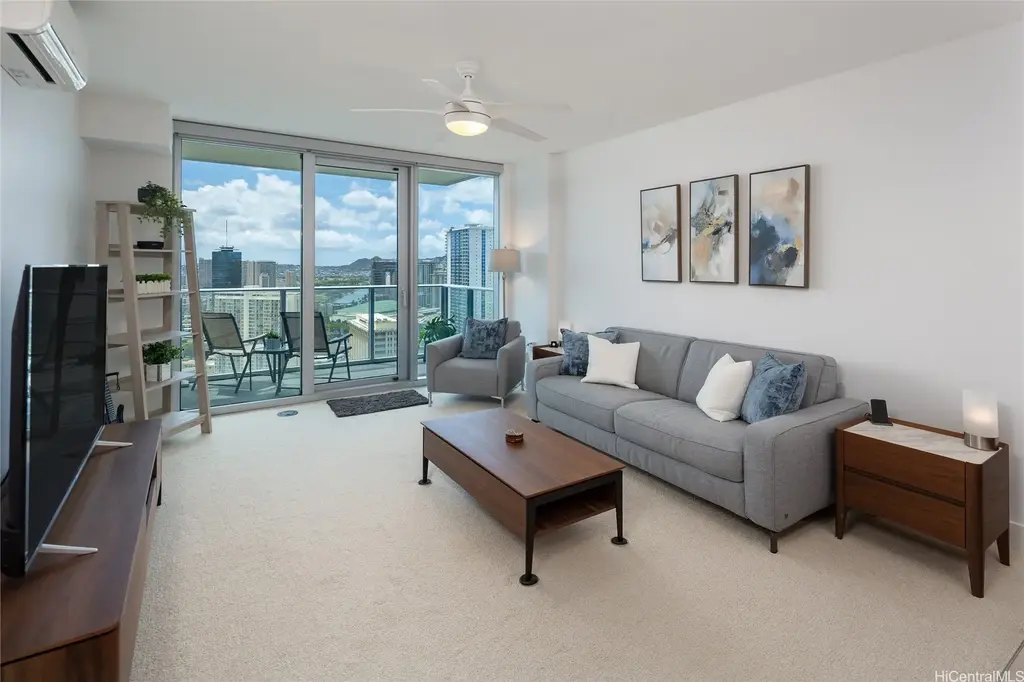 (unit #3305) 629 Keeaumoku Street, Honolulu