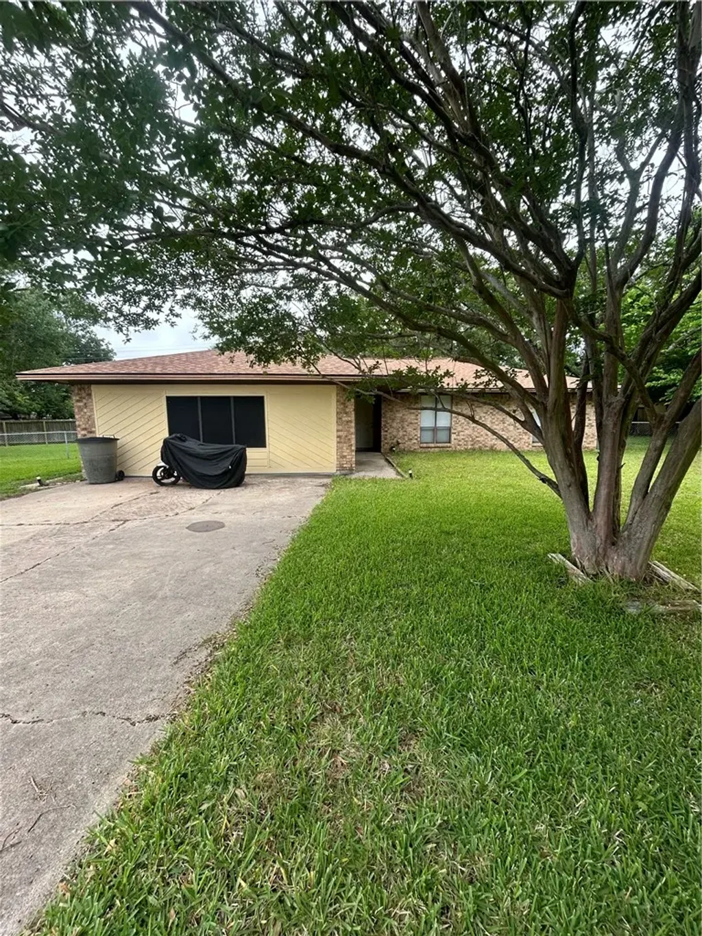 3520 Oakside Drive, Bryan